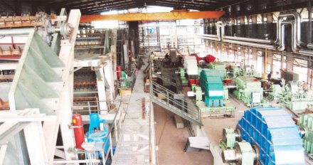 甘蔗壓榨機,大型甘蔗壓榨機,糖廠壓榨機,壓榨機生產(chǎn)廠家,甘蔗制糖設(shè)備在甘蔗制糖行業(yè)中的作用